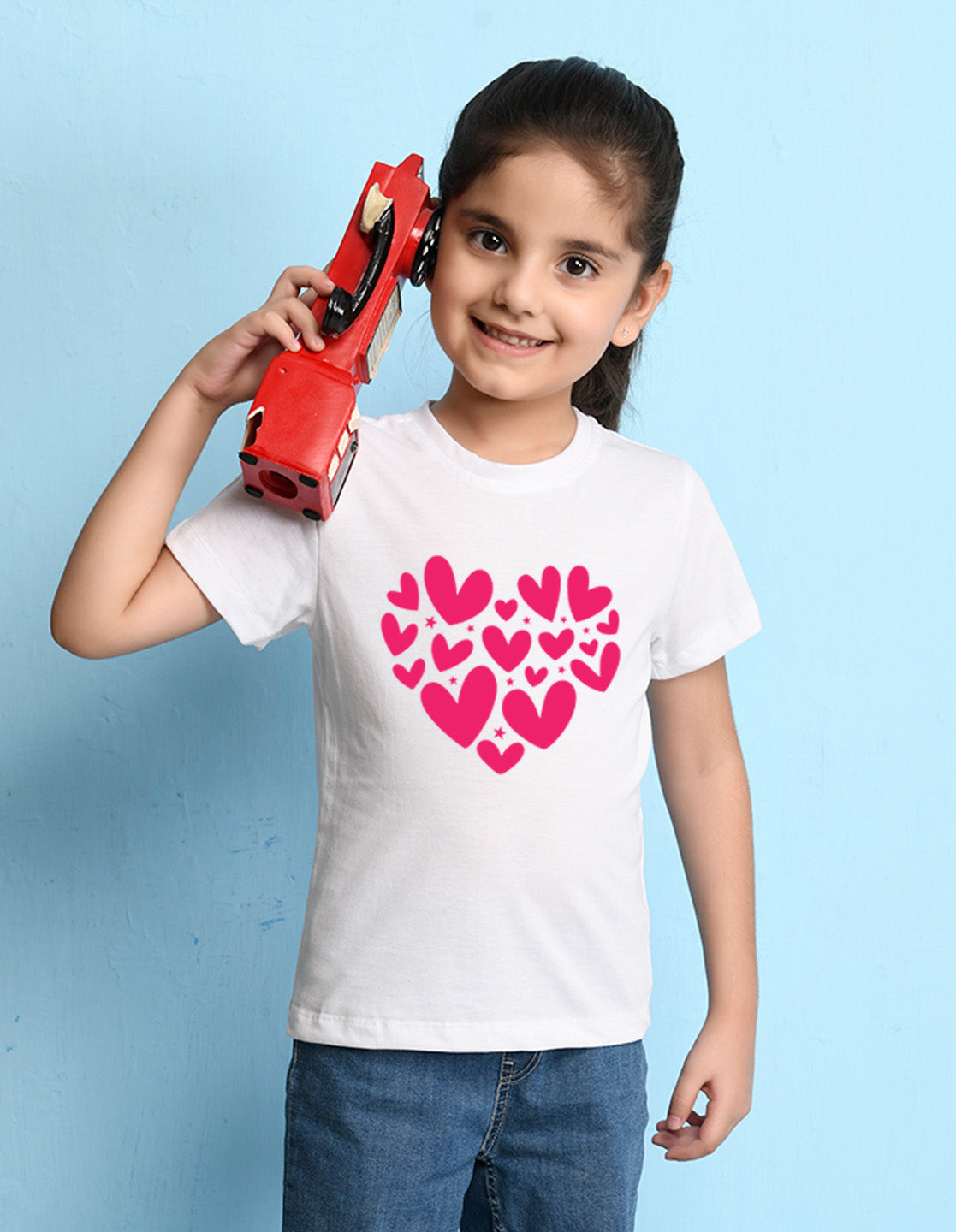 Nusyl Girls White Heart Printed Has a Round Neck Short sleeve T-Shirts