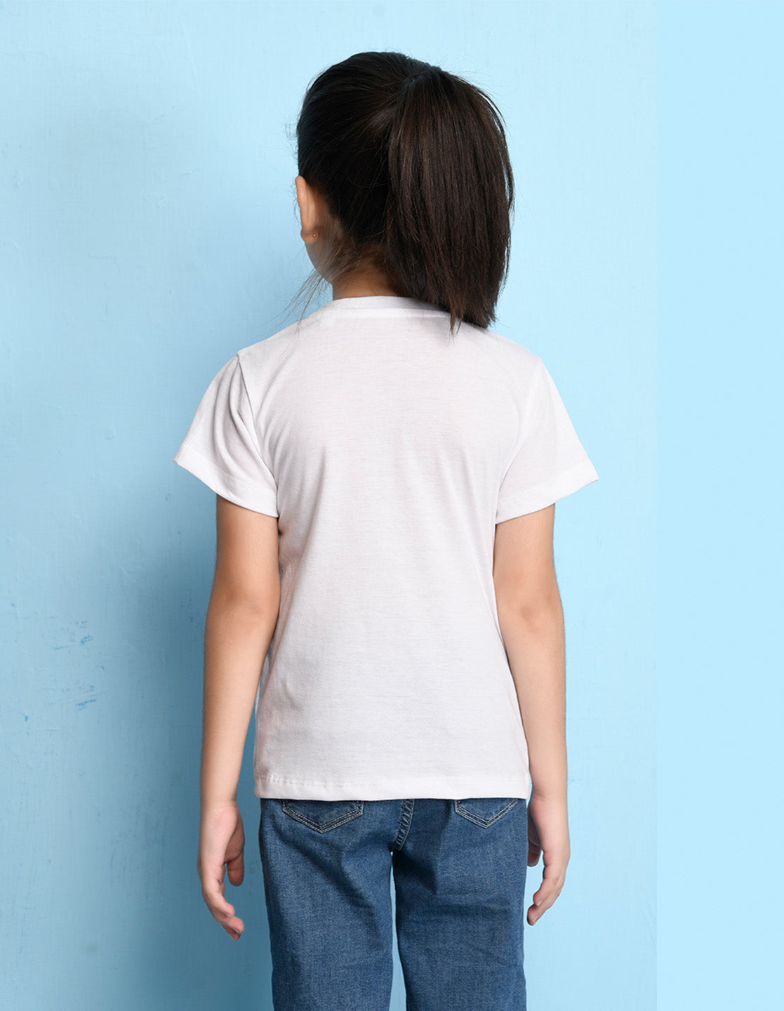 Nusyl Girls White Heart Printed Has a Round Neck Short sleeve T-Shirts