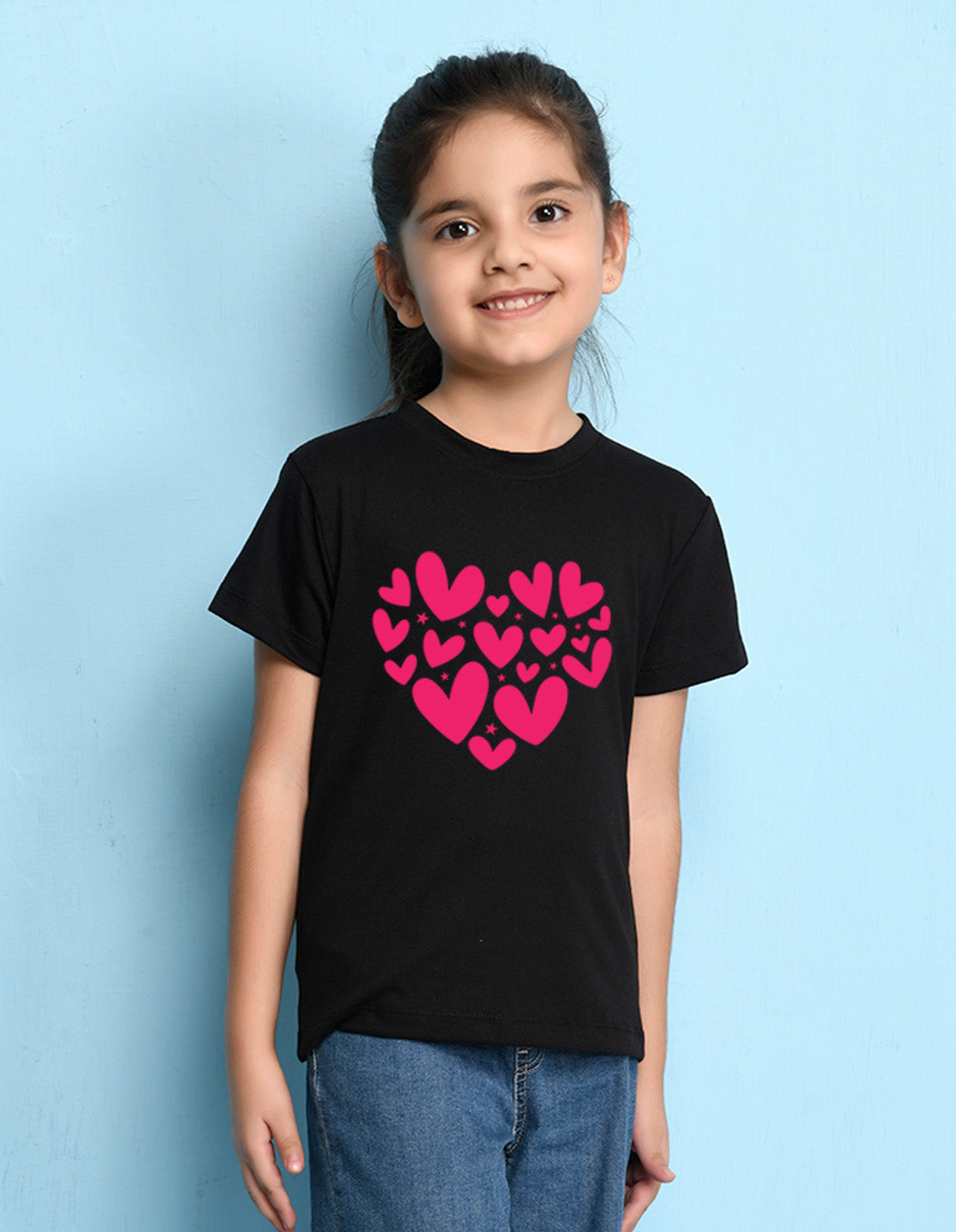 Nusyl Girls Black Heart Printed Has a Round Neck Short sleeve T-Shirts