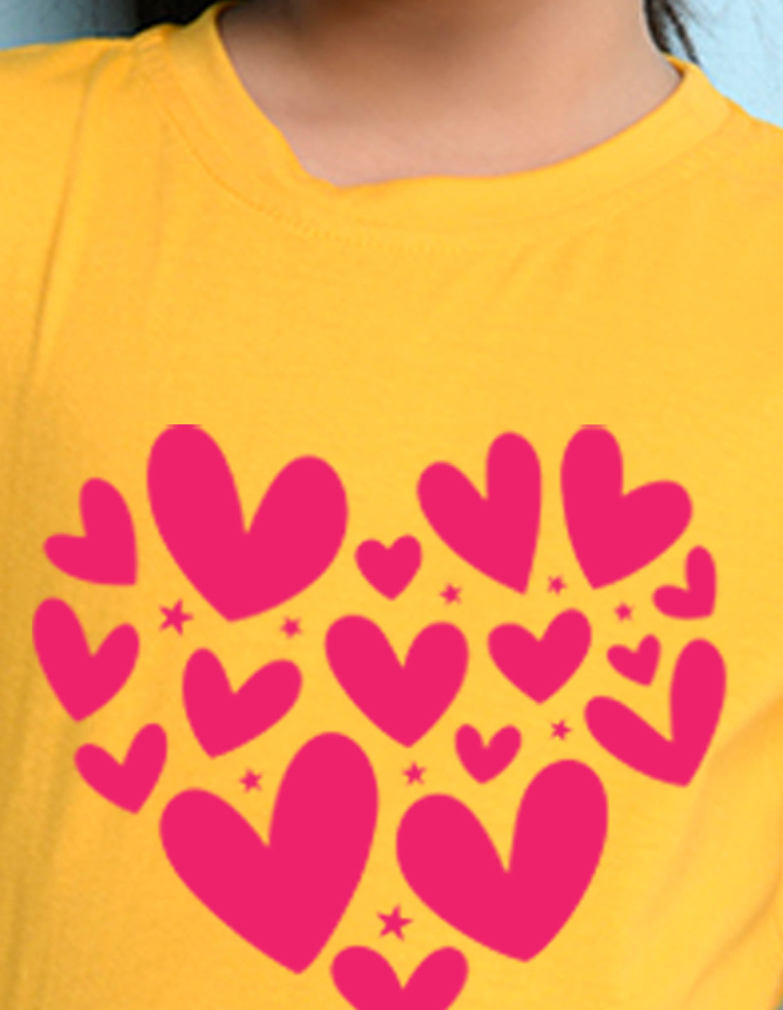 Nusyl Girls Yellow Heart Printed Has a Round Neck Short sleeve T-Shirts