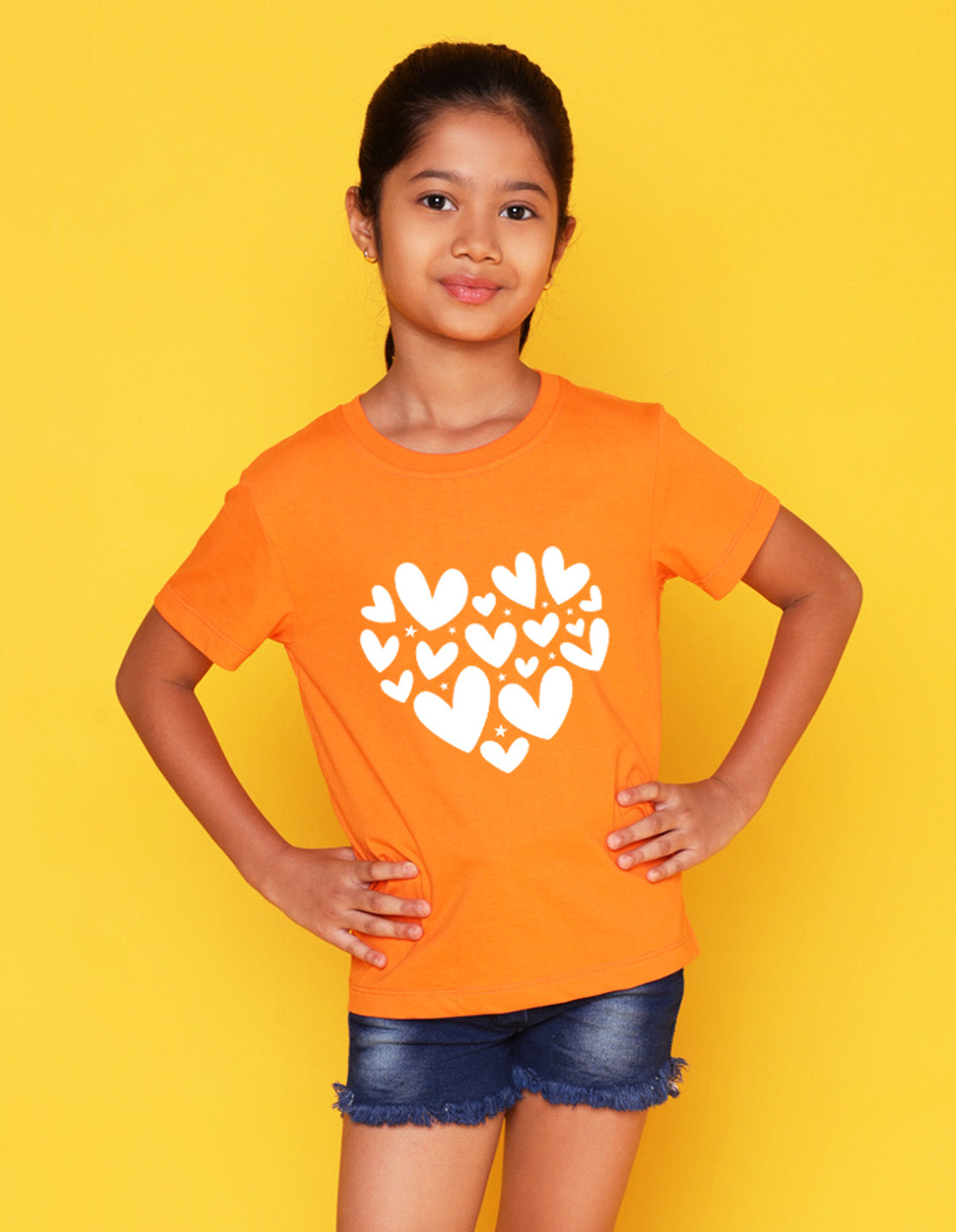Nusyl Girls Orange Heart Printed Has a Round Neck Short sleeve T-Shirts