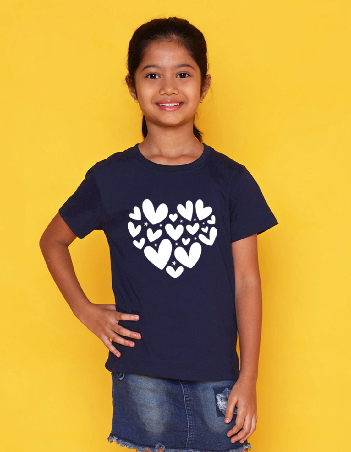 Nusyl Girls Navy Blue Heart Printed Has a Round Neck Short sleeve T-Shirts