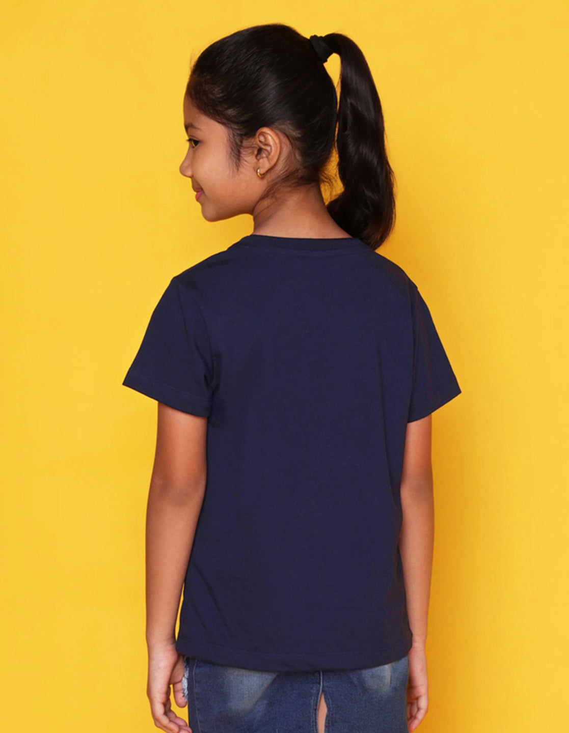 Nusyl Girls Navy Blue Heart Printed Has a Round Neck Short sleeve T-Shirts