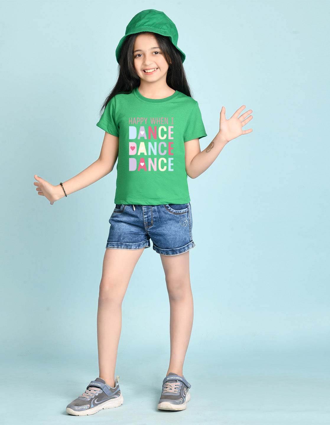 Nusyl Girl's Green Happy When i Dance Text Printed Regular Fit T-Shirt