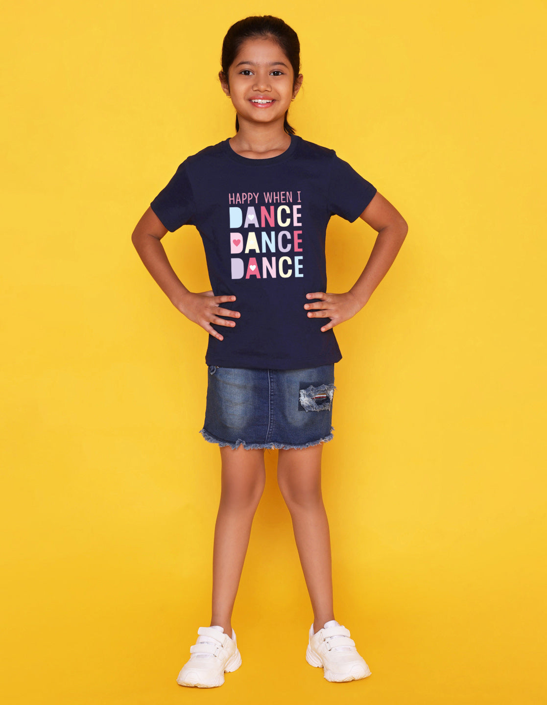 Nusyl Girl's Navy Blue Happy When i Dance Text Printed Regular Fit T-Shirt