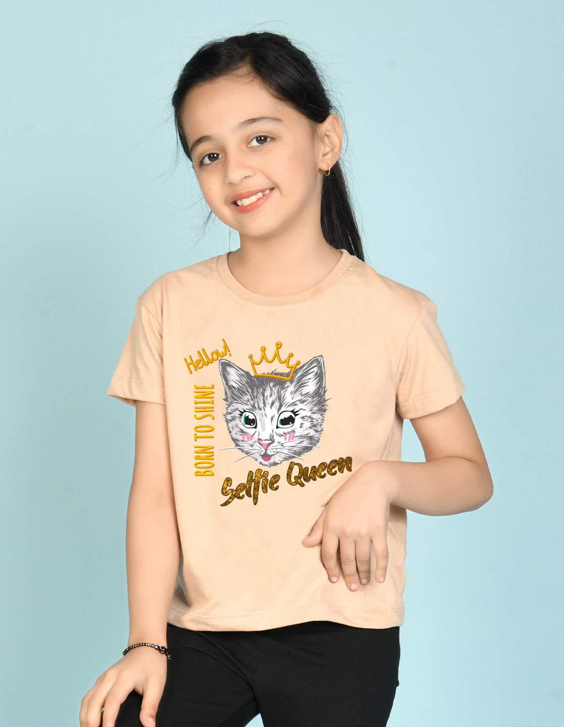 Nusyl Girl's Beige Cat Face & Selfie Queen Text Printed Regular Fit T-Shirt