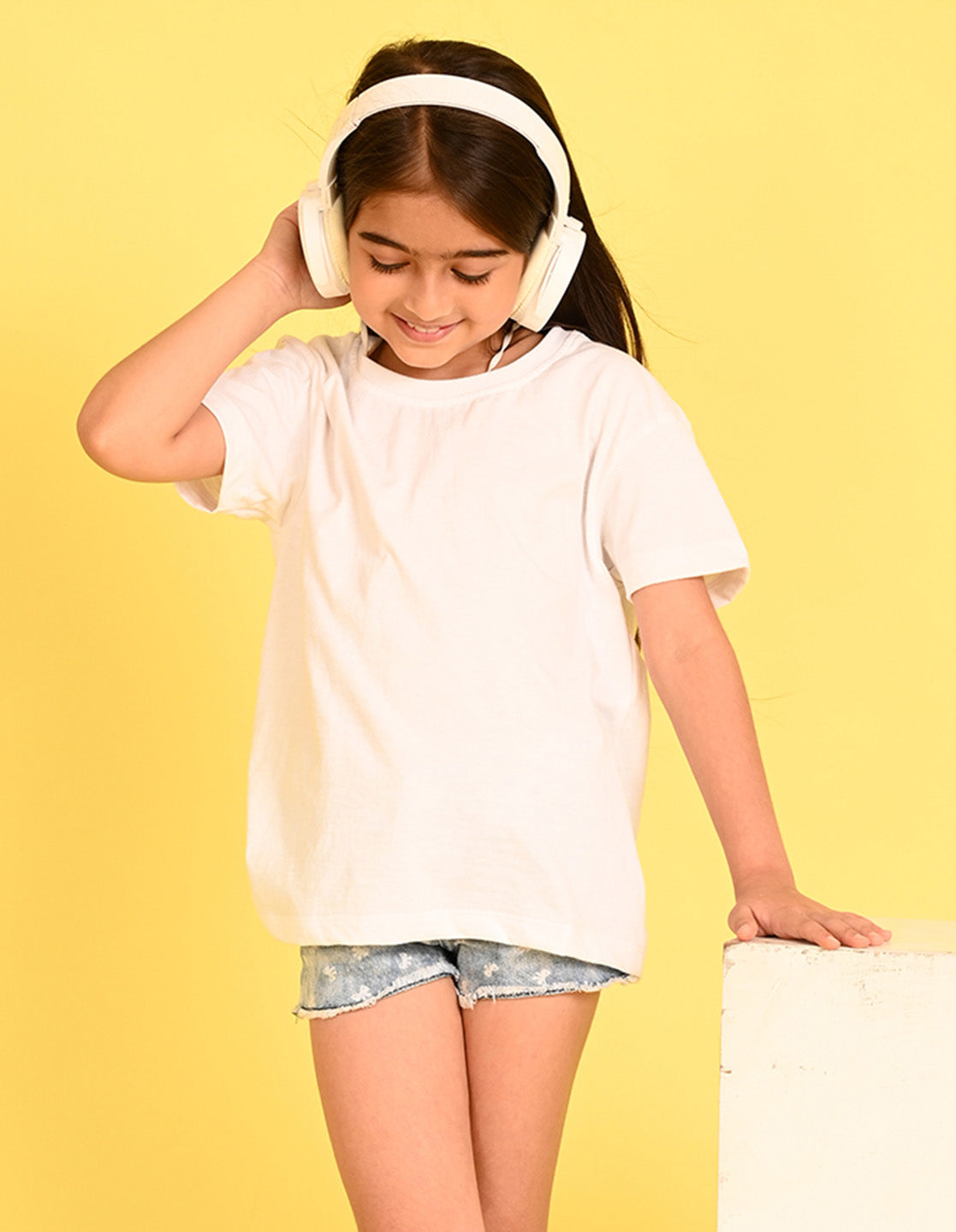 Nusyl Girl's White Chibi Anime Faces Printed Cotton blend Half Sleeve Drop Shoulder Oversized T-Shirt