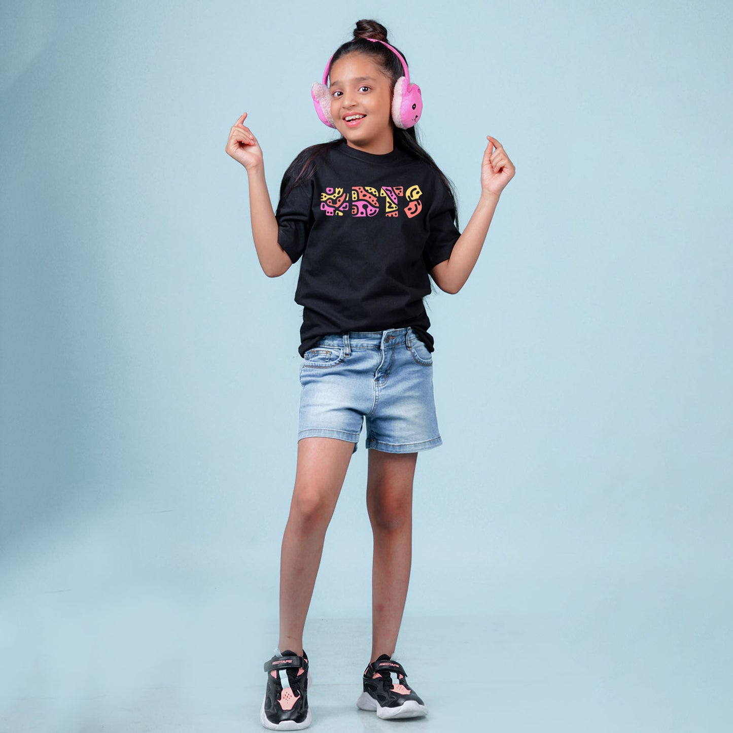 Nusyl Girls Black Printed Oversized T-shirt