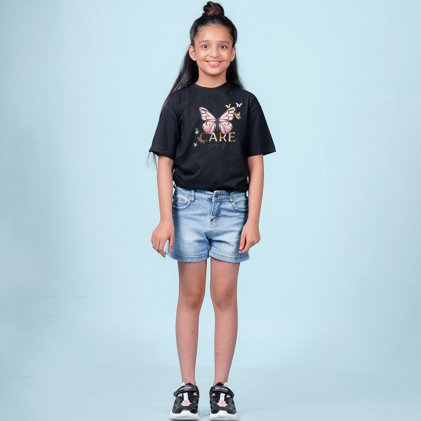 Nusyl Girls Black Printed Oversized T-shirt