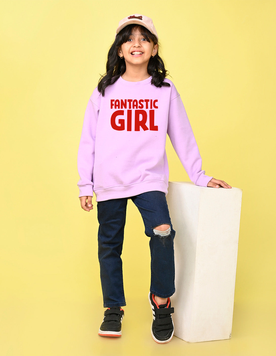 Nusyl Girl's Lilac Fantastic Girl Text Printed Round Neck Oversized Sweatshirt