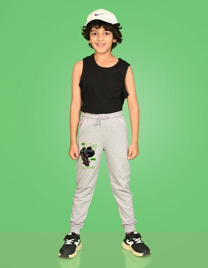 Nusyl Boys Grey Skateboard & Text Printed Ankle Length Track Pant