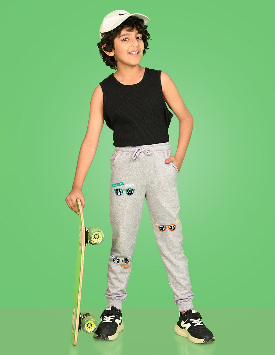 Nusyl Boys Grey Text & Goggles Printed Ankle Length Track Pant