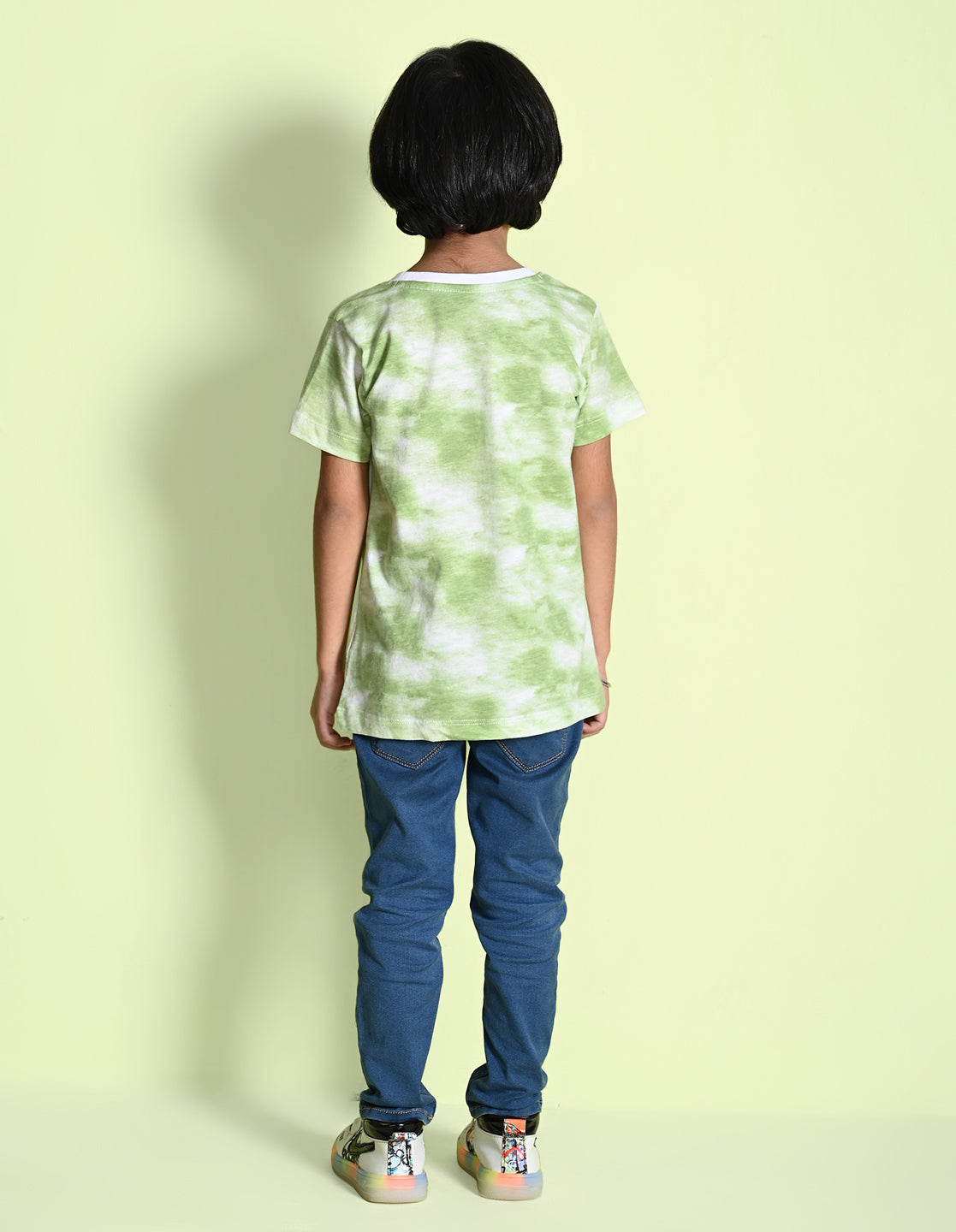 Nusyl boys astronaut printed green tie & dye t-shirt